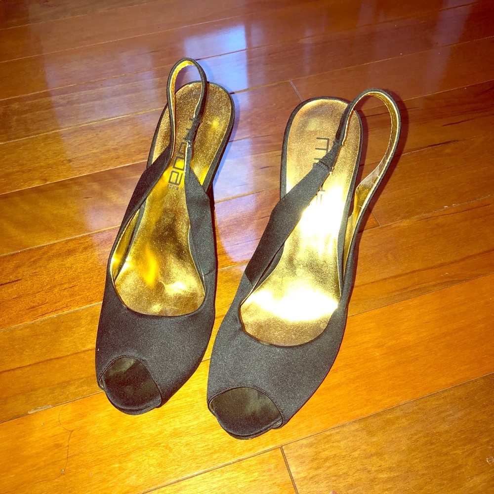 Moda Spana Open Toe Slingback Heels